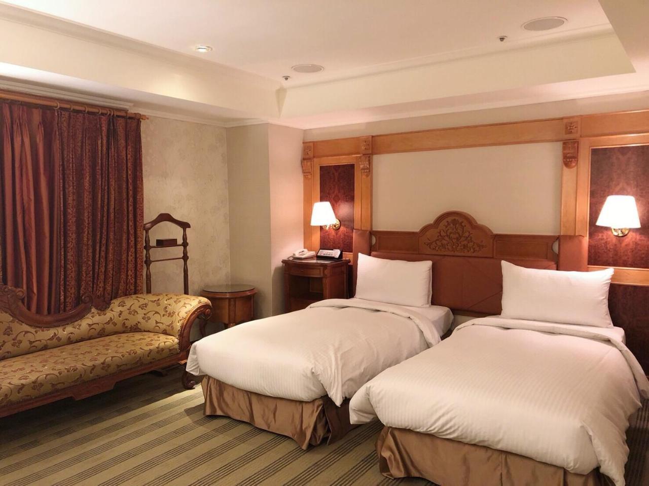 Capital Arena Hotel 3*