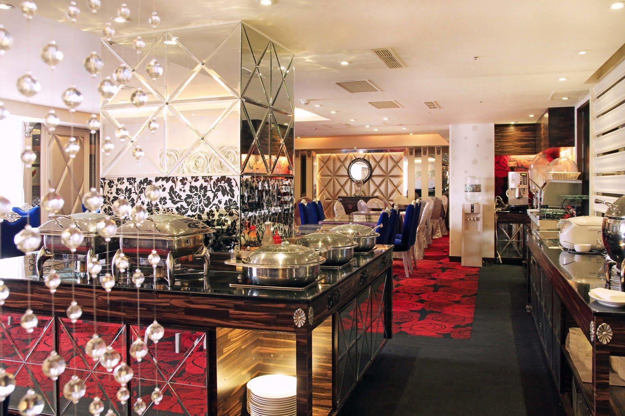 Capital Arena 3* Taipei